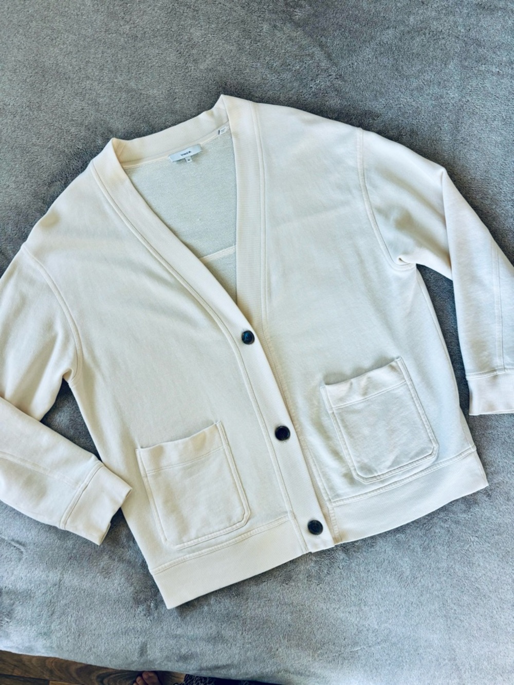 Vince Cream V-Neck Button Front Cardigan